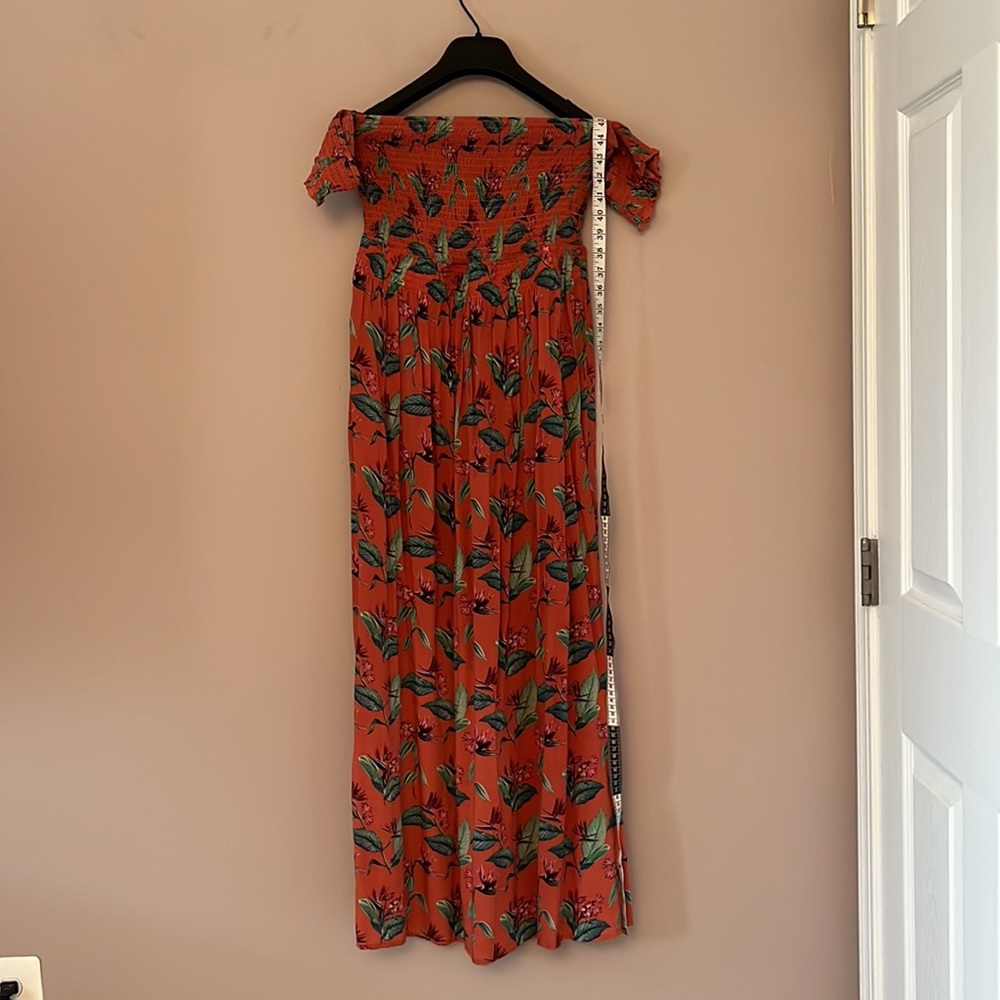 Dress - Picture 2 of 9